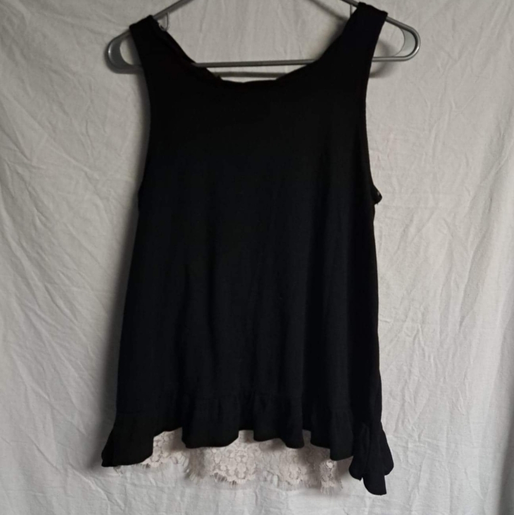 🧡𝅺PRETTYLITTLETHING Lace Back Tiered Tank Top